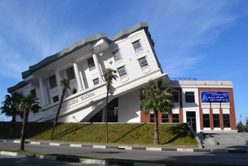 Real Palace Batum Dış mekan fotoğraf