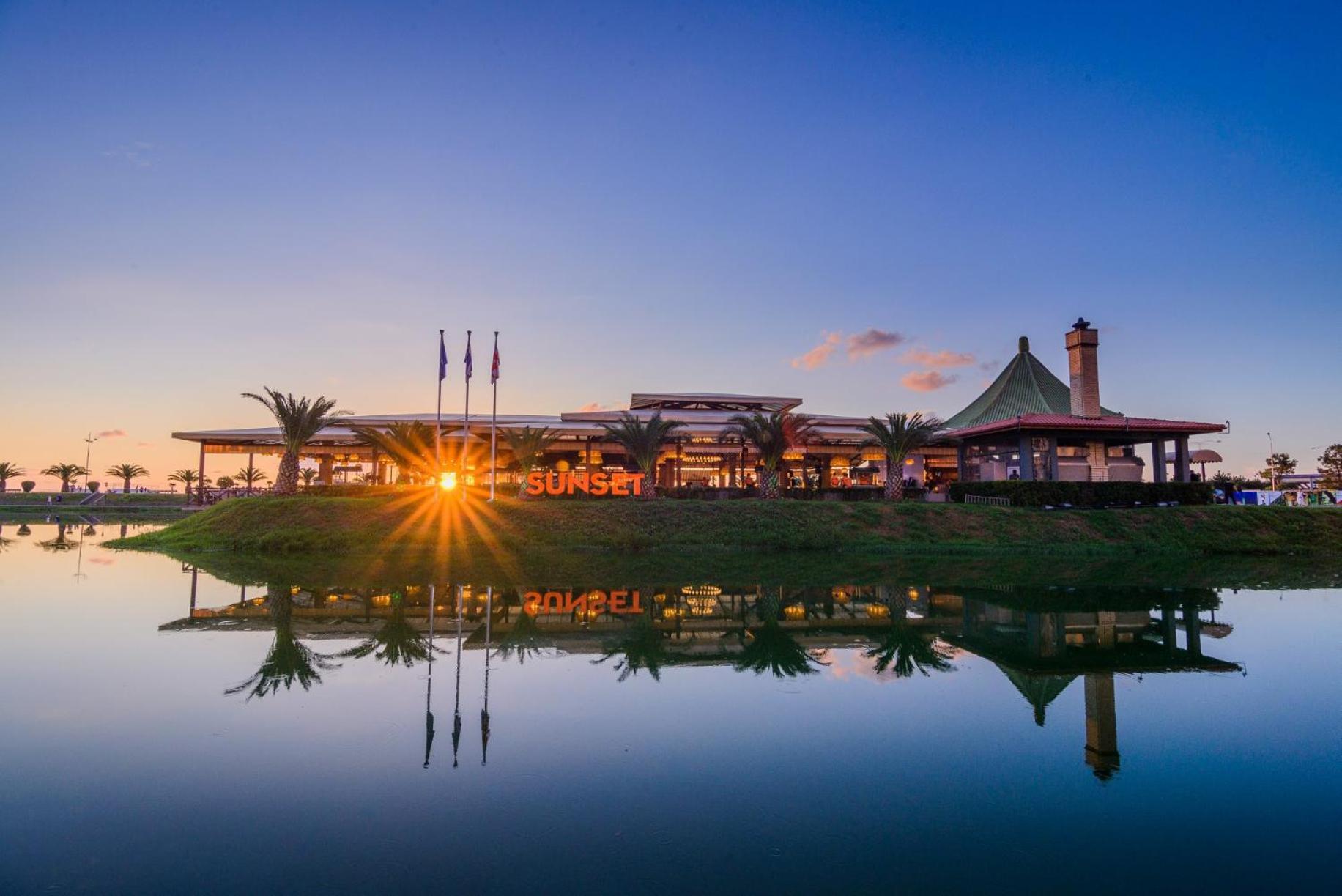 Real Palace Batum Dış mekan fotoğraf